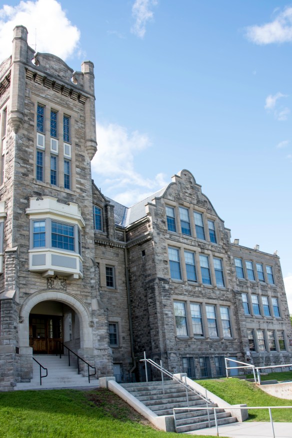 TBay Port Arthur Collegiate Institute K75_1470